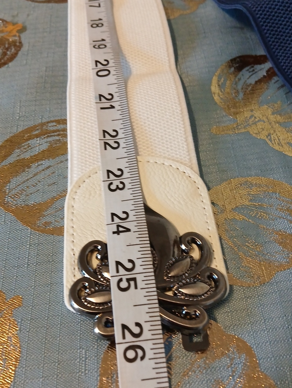 White Elastic Women's Belt with Decorative Silver Buckle